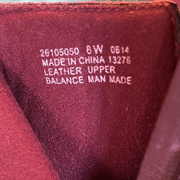 Womens Clarks Burgundy Leather Size Zip Ankle High Wedge Booties Boots - Picture 7 of 8